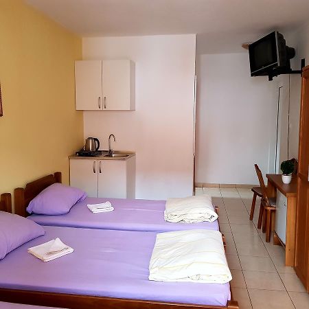 Guesthouse Sun Hostel Μπούντβα Εξωτερικό φωτογραφία