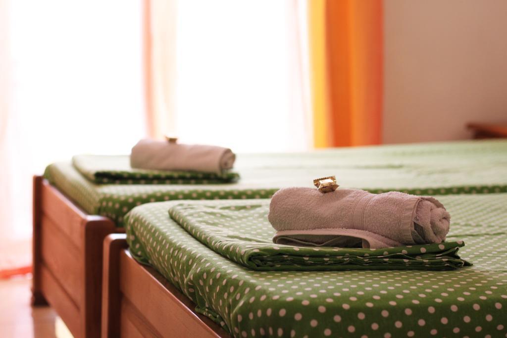 Guesthouse Sun Hostel Μπούντβα Εξωτερικό φωτογραφία