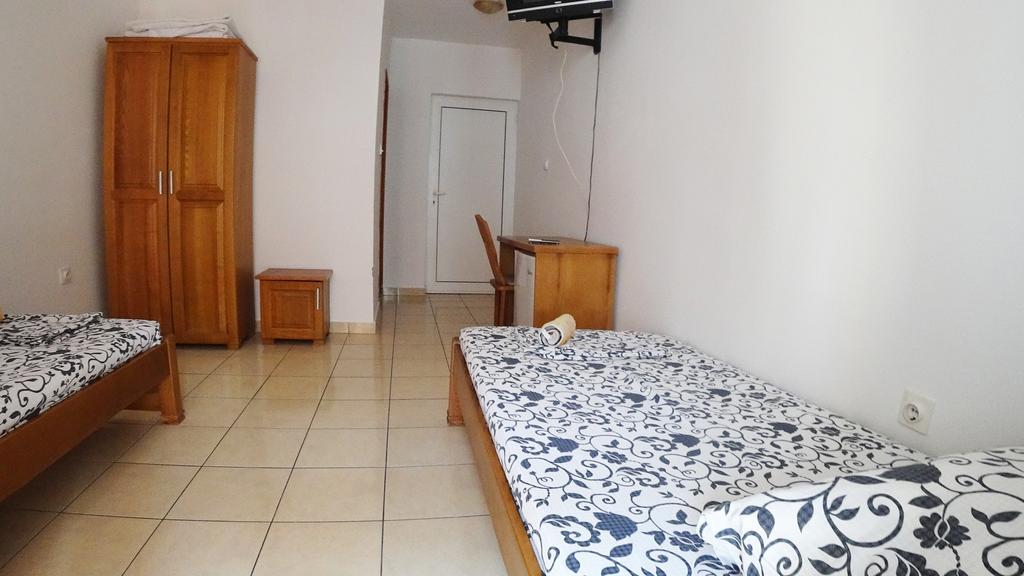 Guesthouse Sun Hostel Μπούντβα Εξωτερικό φωτογραφία