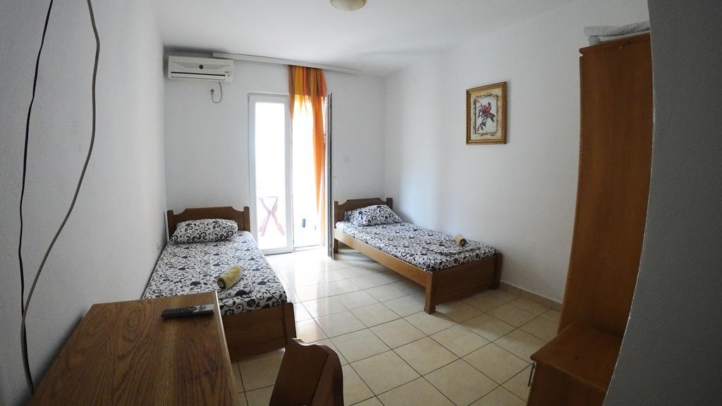 Guesthouse Sun Hostel Μπούντβα Εξωτερικό φωτογραφία