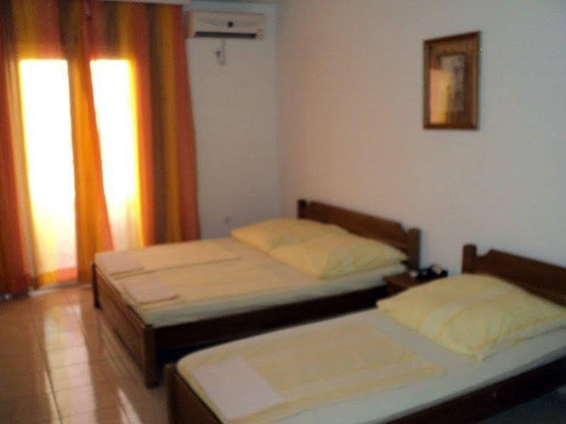 Guesthouse Sun Hostel Μπούντβα Εξωτερικό φωτογραφία