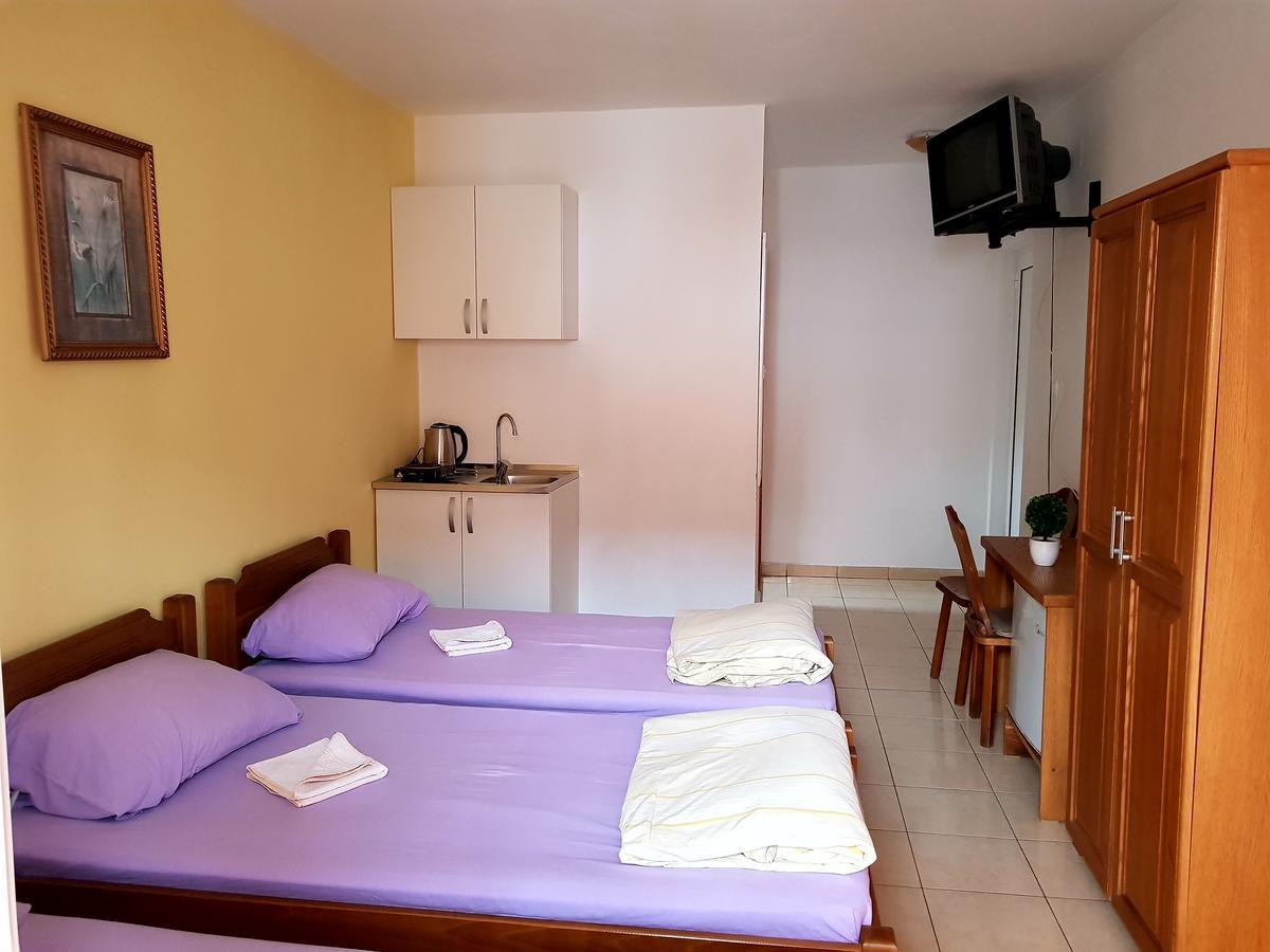 Guesthouse Sun Hostel Μπούντβα Εξωτερικό φωτογραφία
