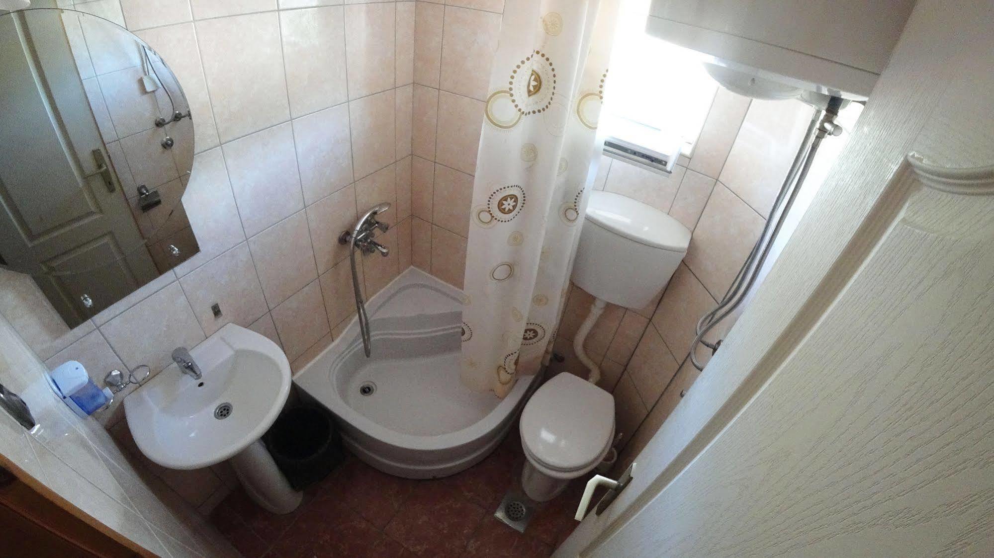 Guesthouse Sun Hostel Μπούντβα Εξωτερικό φωτογραφία