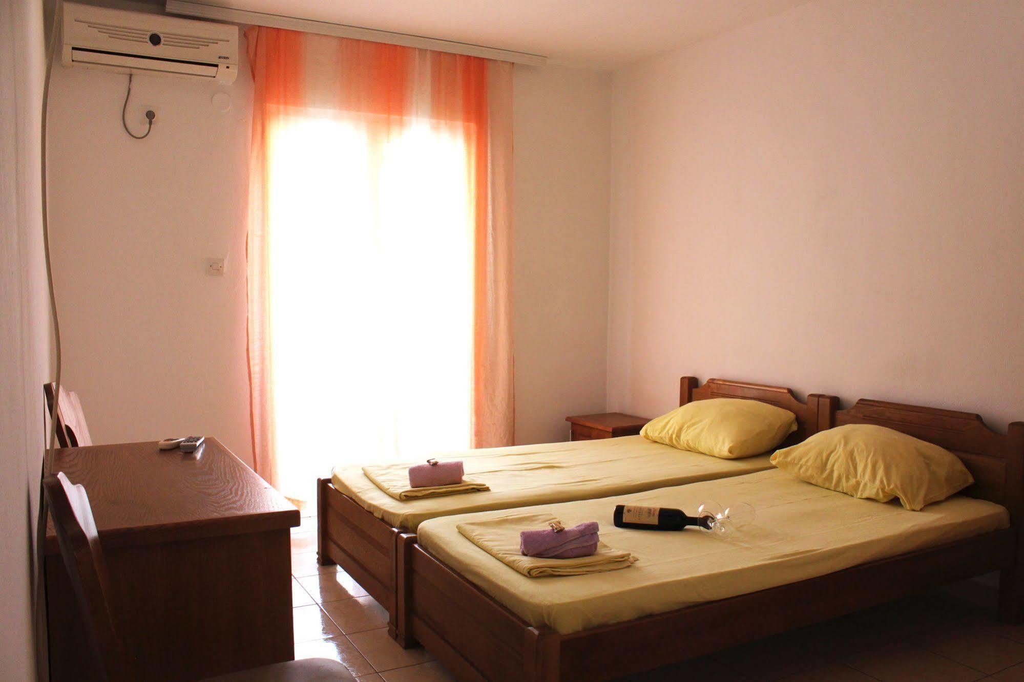 Guesthouse Sun Hostel Μπούντβα Εξωτερικό φωτογραφία