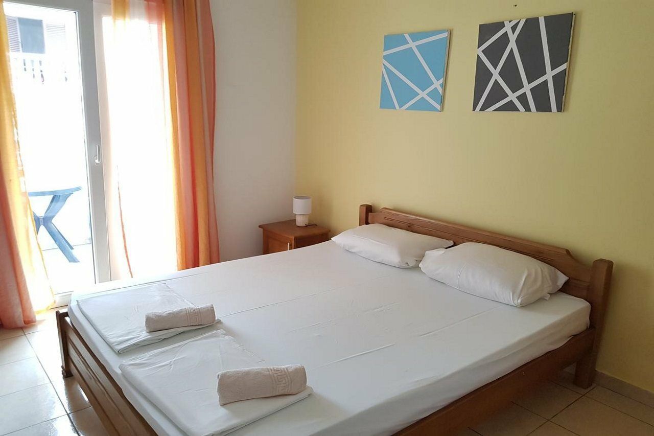 Guesthouse Sun Hostel Μπούντβα Εξωτερικό φωτογραφία